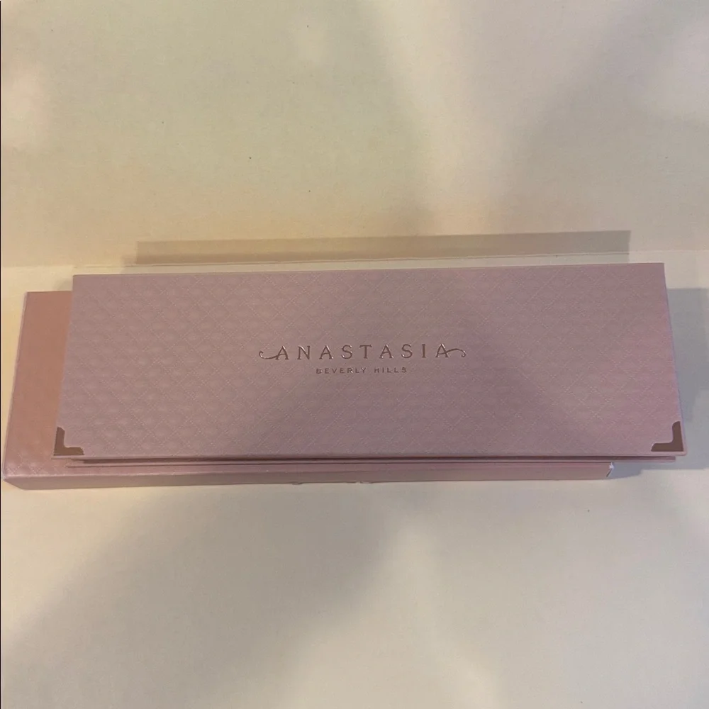 Anastasia Beverly Hills anastasia beverly